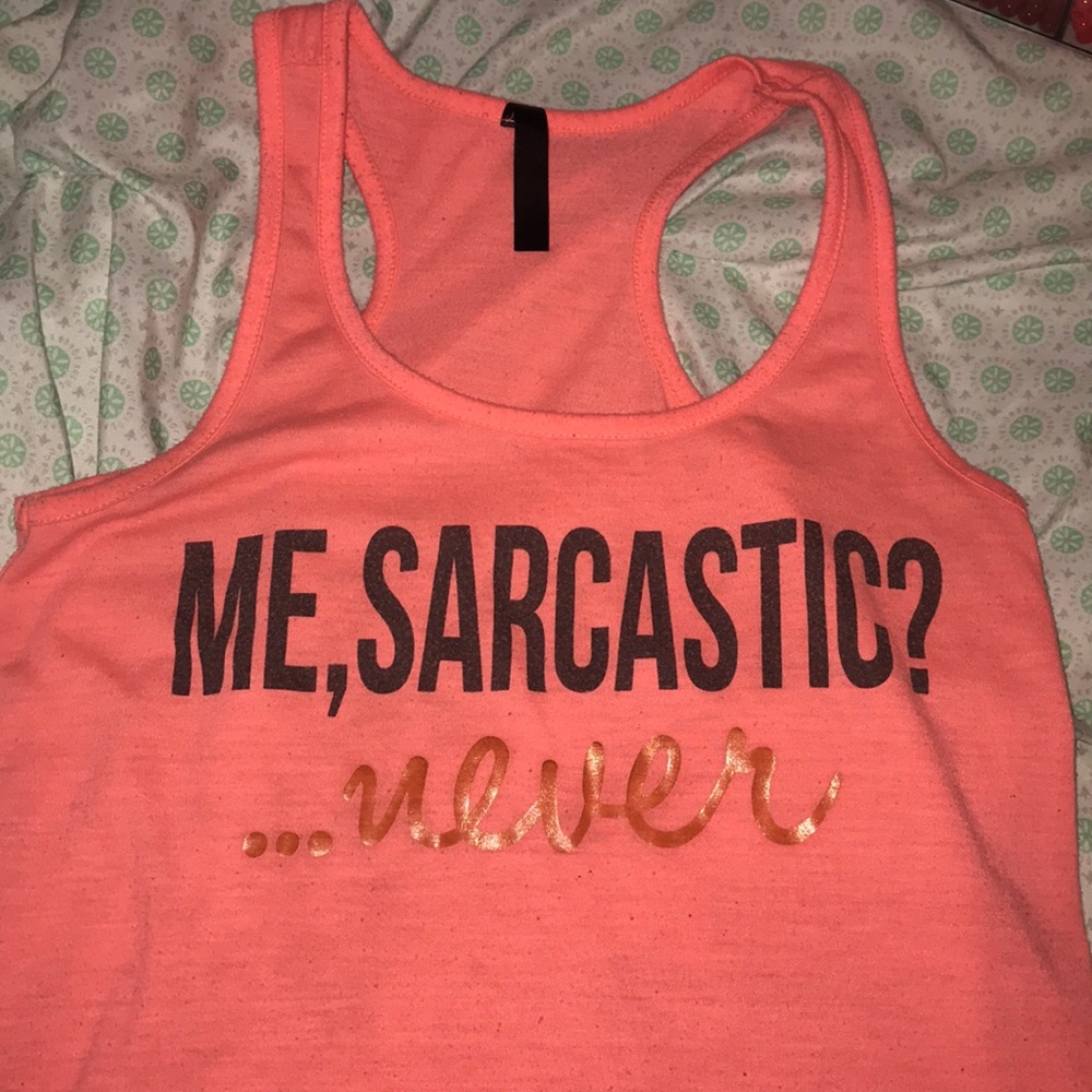 razor back graphic tank
